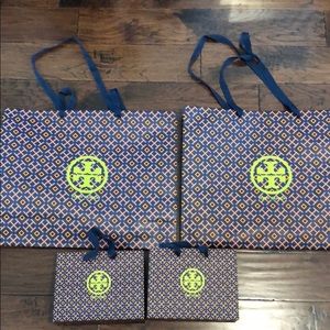 Tory Burch Shopping Gift bags Extra large